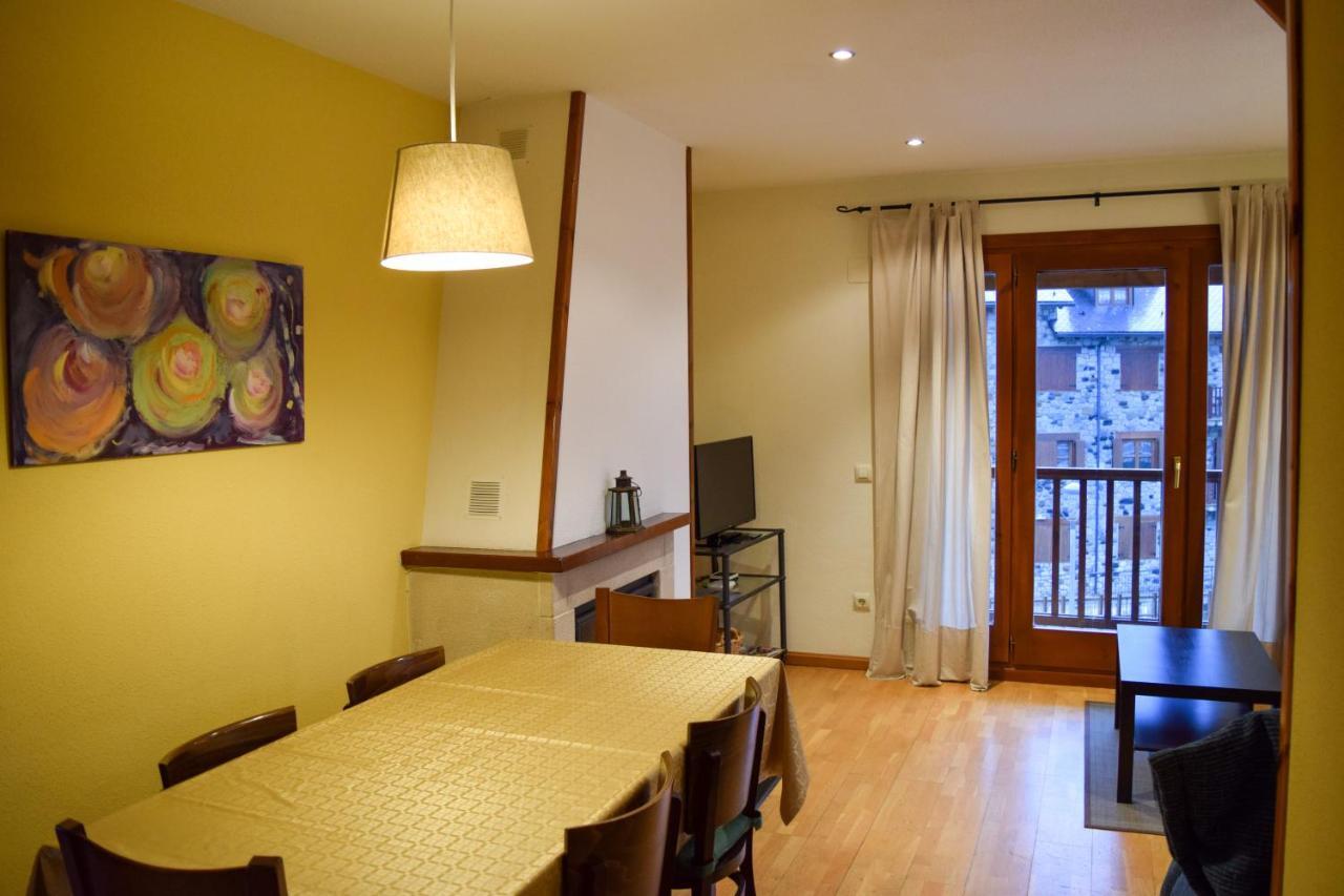 Apartamento Duplex con vistas en Benasque Exterior foto